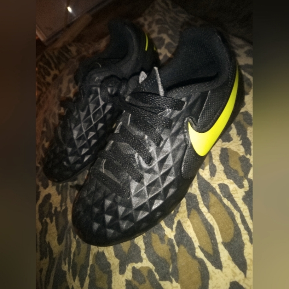 Nike Boys Spikes